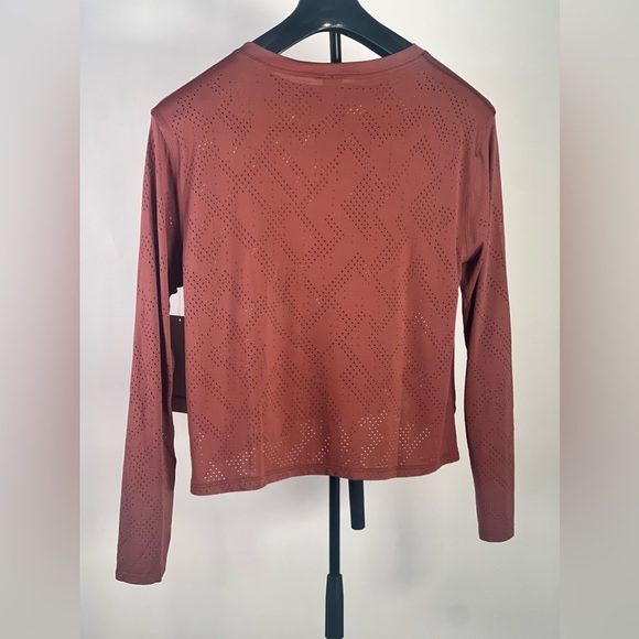 NWT Lululemon Train to Be Long Sleeve size 12 - Picture 2 of 4